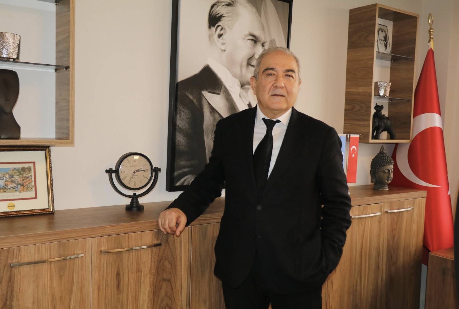 Kınık Organize Sanayi Bölgesi'nde küresel ölçekteki belirsizliklere, savaş ortamına ve