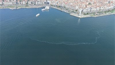 İzmir Büyükşehir Belediyesi tarafından İzmir Körfezi’nde yapılan rutin dron tarama