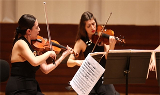 İzmir Oda Orkestrası, Nisan ayının son konseri ile sanatseverlere özel