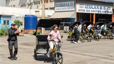 İzmir Büyükşehir Belediyesi, sürdürülebilir ulaşım ve genç istihdamı bir araya