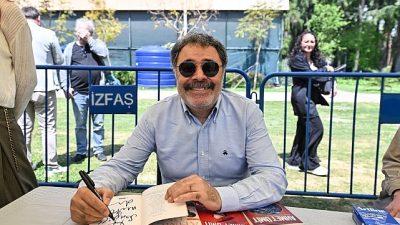 İZKİTAP - 7. İzmir Kitap Fuarı, son gününde de yoğun