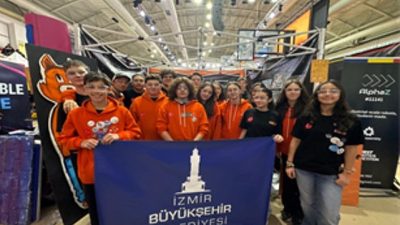 İzmir Büyükşehir Belediyesi’nin destekleriyle uluslararası arenada boy gösteren 8056 Laissez