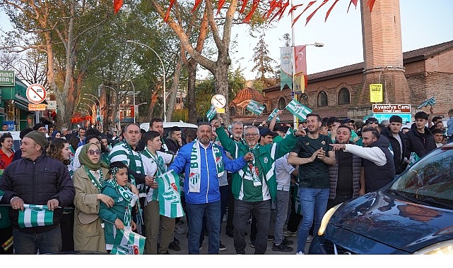 TFF 2. Lig’de şampiyonluğunu ilan ederek TFF 1. Lig’e yükselen