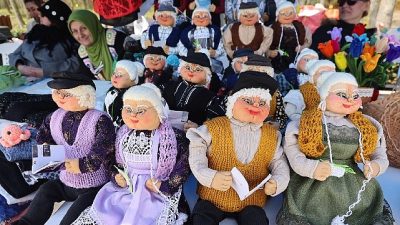 Kocaeli Büyükşehir Belediyesi’nin üreticileri desteklemek için kurduğu Komek Sepeti ilgi