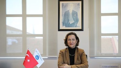 Kadir Has Üniversitesi İletişim Fakültesi, akademik kadrosu, müfredat yapısı ve