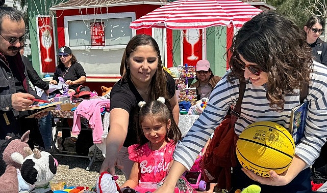 Karşıyaka Belediyesi, çocuklara yeniden kullanım kültürü aşılamak ve dayanışma bilinci