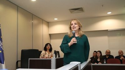 Karşıyaka Belediyesi, kentin gelecekteki yapılaşma sürecini planlamak amacıyla inşaat sektörü