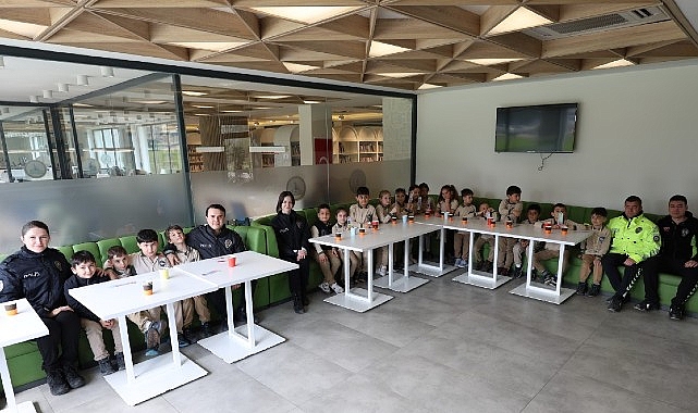 Kartepe İlçe Halk Kütüphanesi, Türk Polis Teşkilatı’nın kuruluş yıl dönümü