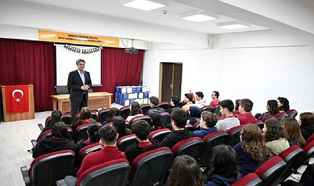 Kartepe Belediye Başkanı Av. M. Mustafa Kocaman, "Gençlik Buluşmaları" kapsamında