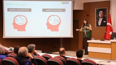 Kartepe Belediyesi, düzenlediği personel seminerlerinde; kriz anlarında iletişim yönetimi ve