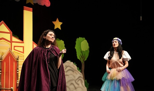 Keçiören Belediyesi Kent Tiyatrosu’nun yeni çocuk oyunu Sihirli Madalyon, Keçiören’de minik