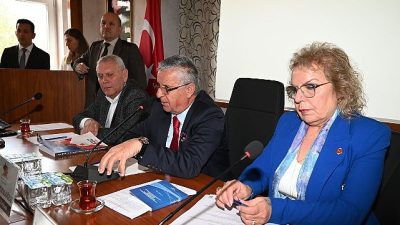 Kemer Belediyesi Nisan ayı meclis toplantısı, Kemer Belediye Başkanı Necati