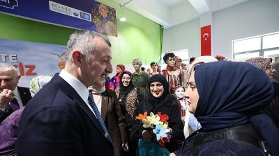 Kocaeli Büyükşehir Belediyesi’nin Halk Üniversitesi KO-MEK, beşinci ilçe sergisini Gebze’de