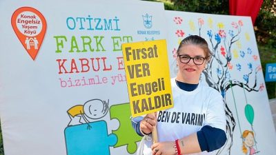 Konak Engelsiz Yaşam Köyü’nde düzenlenen Otizm Farkındalık Günü etkinliğinde ‘Biz de