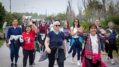 Konak Belediyesi’nin Dünya Sağlık Haftası kapsamında düzenlediği “Nefes Al, Mutlu