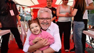 Lüleburgaz Belediyesi’nin 35’inci Uluslararası 23 Nisan Çocuk Şenliği büyük bir