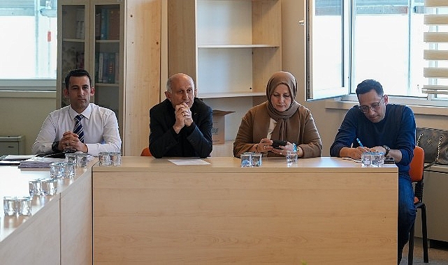 Maltepe Belediyesi yetkilileri, muhtarlarla bir araya geldi. Toplantıda mahallelere ilişkin