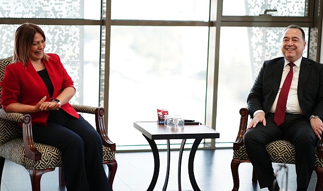 Manisa Büyükşehir Belediye Başkanı Besim Dutlulu, DİSK/Genel-İş Sendikası ile imzalanan