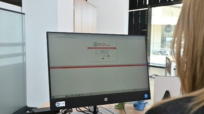 Manisa Büyükşehir Belediyesi, iş arayan vatandaşlar ile işverenleri tek bir