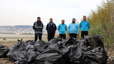 Kocaeli Büyükşehir Belediyesi’nin Mavi Takım ekipleri, sürdürülebilir çevre hedefi doğrultusunda