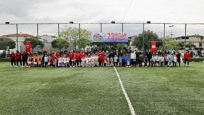 Menderes Belediyesi 23 Nisan Ulusal Egemenlik ve Çocuk Bayramı’nda Minik