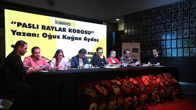 İstanbul Büyükşehir Belediyesi Şehir Tiyatroları’nın oyun yazarlarıyla seyirciyi buluşturduğu yeni