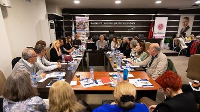 Narlıdere Belediyesi, Ege Geriatri Derneği iş birliğiyle düzenlenen İzmir 3.