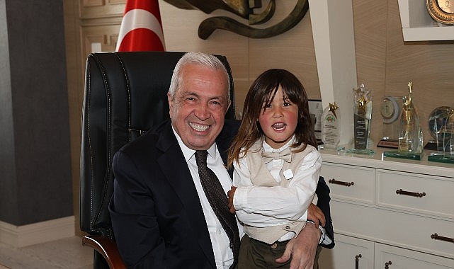 23 Nisan Ulusal Egemenlik ve Çocuk Bayramı’nda Nilüfer Belediye Başkanı