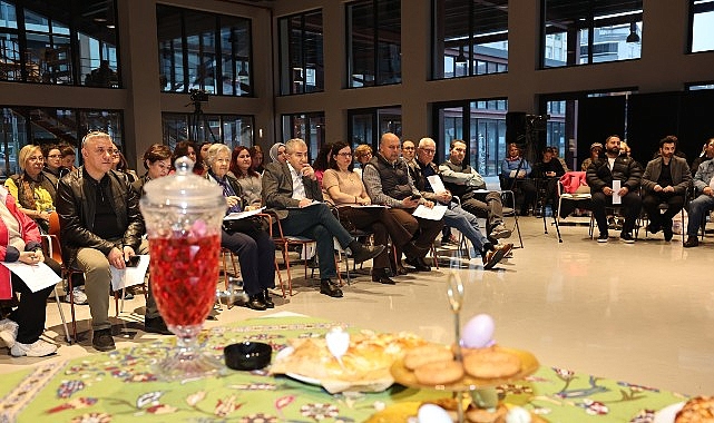 Nilüfer Belediyesi Pancar Deposu’nun ev sahipliği yaptığı “Gastroetnomüzikolojik Kaynatmalar” etkinliğinde,