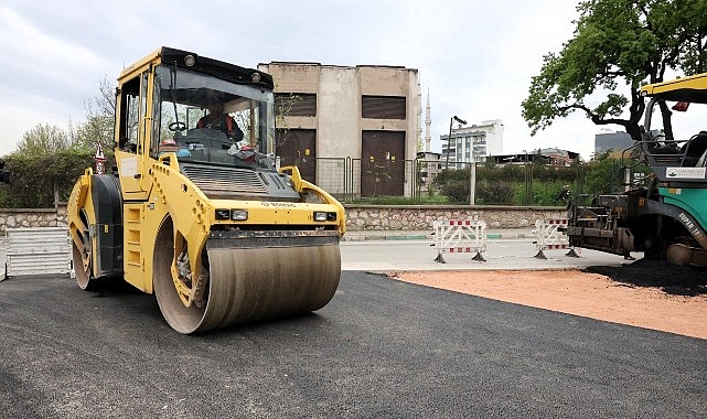 Osmangazi Belediyesi, ilçe genelinde ulaşım ve üstyapı çalışmalarını aralıksız sürdürüyor.