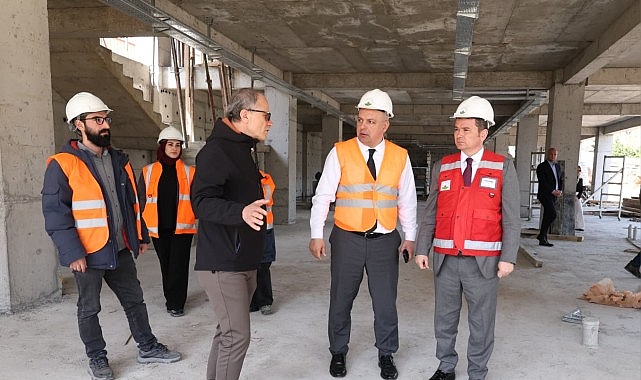 Osmangazi ilçesini modern, güvenli ve nitelikli kreşlerle donatarak geleceğin teminatı