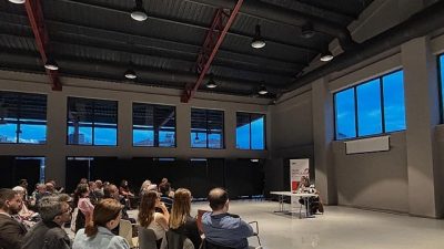 Nilüfer Belediyesi tarafından düzenlenen “Nasıl Yapmışlar?” söyleşilerinde İngiliz sosyolog Richard