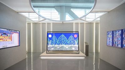 Küresel ekran lideri ve Art Basel'in Resmi Sanat TV'si sağlayıcısı