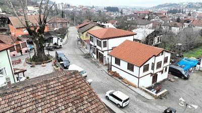 Kocaeli Büyükşehir Belediyesi, kentin geçmişine tanıklık eden yapıları restore ederek