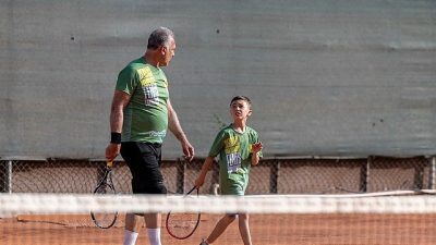 Yenişehir Belediyesi tarafından düzenlenen ve kuşakları aynı kortta buluşturan "Kuşaklar