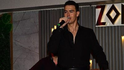 Yunanistan'ın genç ve enerjik sanatçısı George Klontzas, İstanbul gecelerine damga