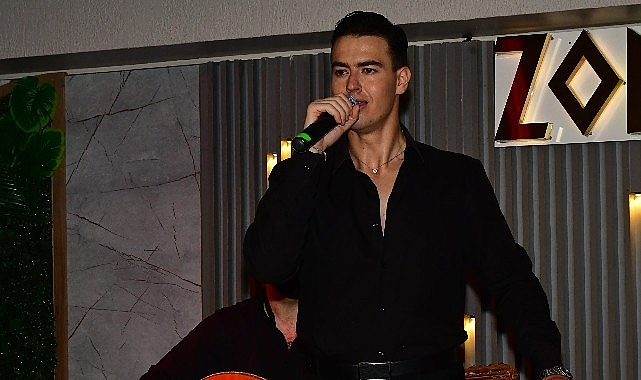 Yunanistan'ın genç ve enerjik sanatçısı George Klontzas, İstanbul gecelerine damga