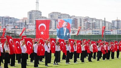 Türkiye Cumhuriyeti’nin kurucusu Gazi Mustafa Kemal Atatürk’ün Türk Gençliğine armağan