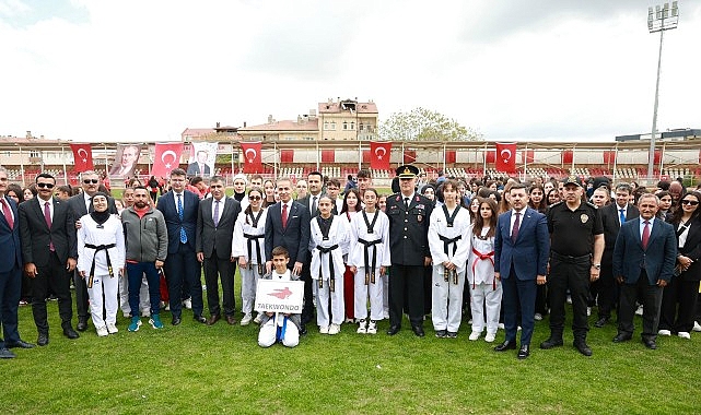 19 Mayıs Gençlik ve Spor Bayramı Nevşehir’de Coşkuyla Kutlandı 19 Mayıs Atatürk'ü Anma, Gençlik ve Spor Bayramı Nevşehir’de coşkuyla