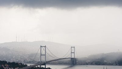 İBB Afet İşleri Dairesi AKOM, İstanbul'da sabah saatlerinden itibaren başlayan