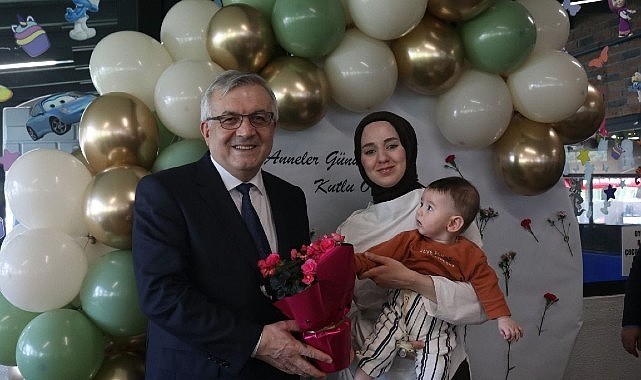 Anne Adaylarının İlk Anneler Günü Heyecanı Kartepe Belediyesi ve Kartepe İlçe Sağlık Müdürlüğü iş birliğiyle hayata