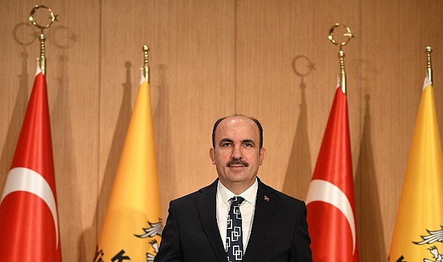 Başkan Altay: “Umre Ödüllü Siyer Bilgi Yarışmamızı Kazanan 100 Öğrencimiz Anne-Babalarıyla Kutsal Topraklara Gitmeye Hak Kazandı” Konya Büyükşehir Belediye Başkanı Uğur İbrahim Altay, 31 ilçedeki ortaokul