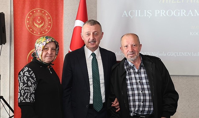 Başkan Büyükakın, Milli Aile Haftası’nın açılışında konuştu Kocaeli Büyükşehir Belediye Başkanı Tahir Büyükakın, Milli Aile Haftası Açılış
