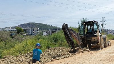 Çerçioğlu’nun öncülüğünde kent genelinde sürdürülen altyapı yatırımları aralıksız devam ediyor.