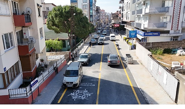 Başkan Çerçioğlu’ndan Söke’de Yol Yenileme Çalışması Çerçioğlu’nun öncülüğünde Aydın Büyükşehir Belediyesi tarafından kent genelinde gerçekleştirilen çalışmalar