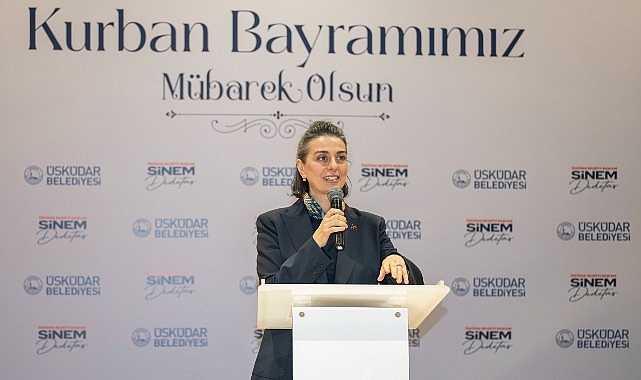 Başkan Dedetaş, Kurban Bayramı Öncesi Belediye Çalışanlarıyla Bayramlaştı Üsküdar Belediye Başkanı Sinem Dedetaş, Kurban Bayramı öncesinde belediye çalışanlarıyla
