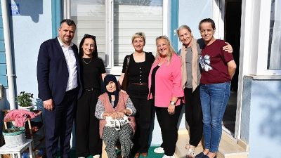 Saray Belediye Başkanı Abdül Taşyasan, eşi Nurdan Taşyasan ile birlikte