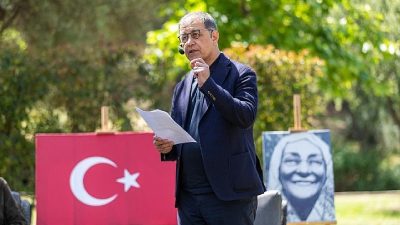 İzmir Büyükşehir Belediye Başkanı Dr. Cemil Tugay’ın Anneler Günü dolayısıyla