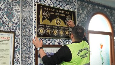 Kurban Bayramı öncesinde ilçe genelinde temizlik çalışmalarını yoğunlaştıran Keçiören Belediyesi,