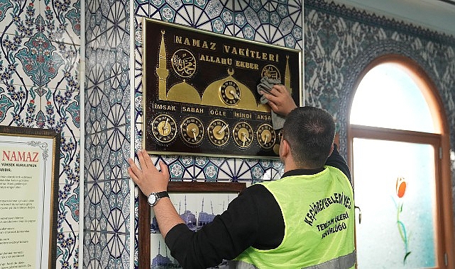 Kurban Bayramı öncesinde ilçe genelinde temizlik çalışmalarını yoğunlaştıran Keçiören Belediyesi,